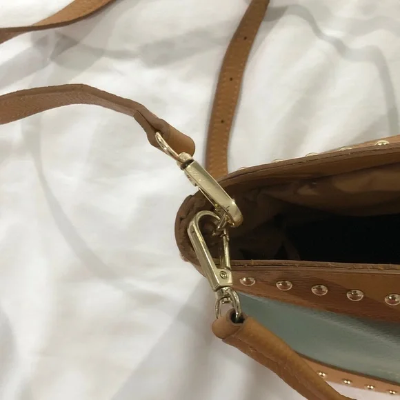 Anna Paola Leather bucket bag Green and light brown - Picture 7 of 16